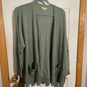 Maurices cardigan size 4